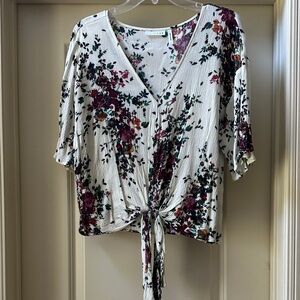 Chic Floral Button-Down Blouse